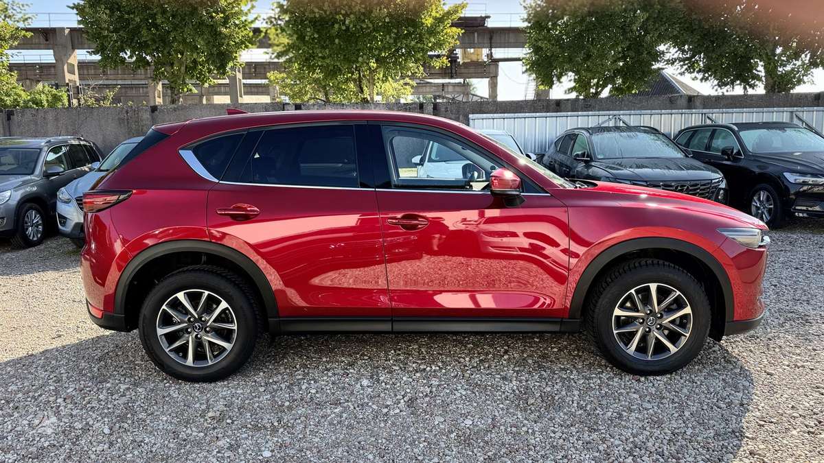 Mazda CX-5, 2.2 l., off-road / crossover