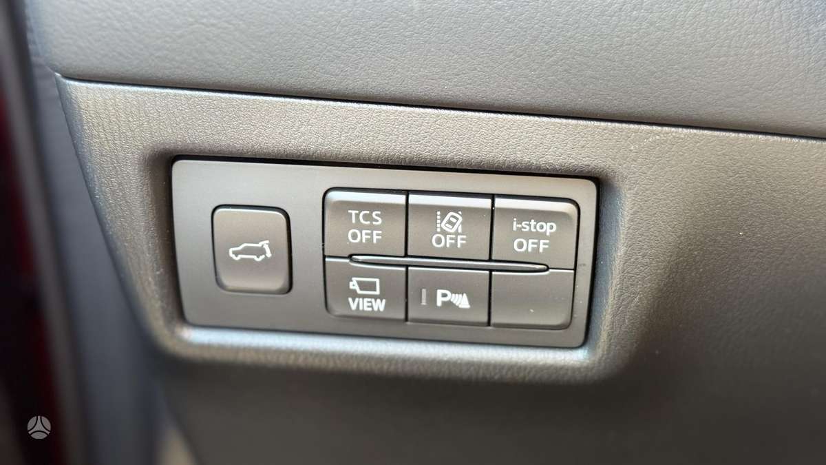 Mazda CX-5, 2.2 l., off-road / crossover