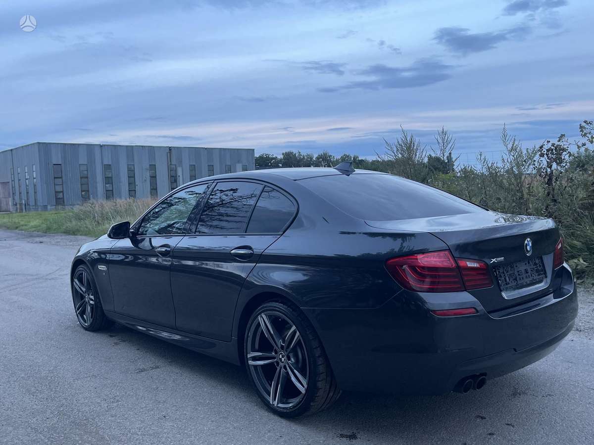 BMW 520, 2.0 l., Седан