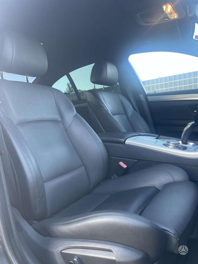 BMW 520, 2.0 l., Седан