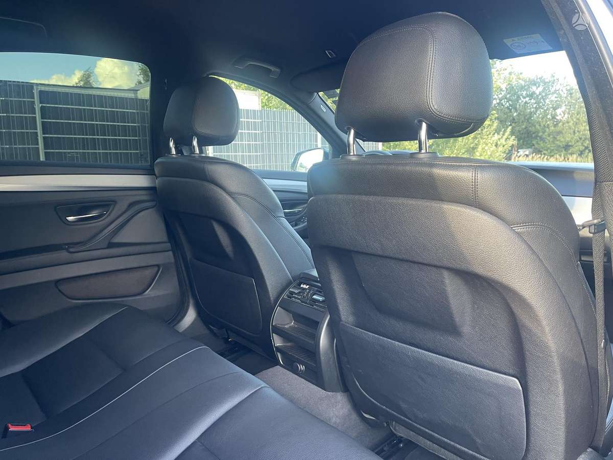 BMW 520, 2.0 l., Седан