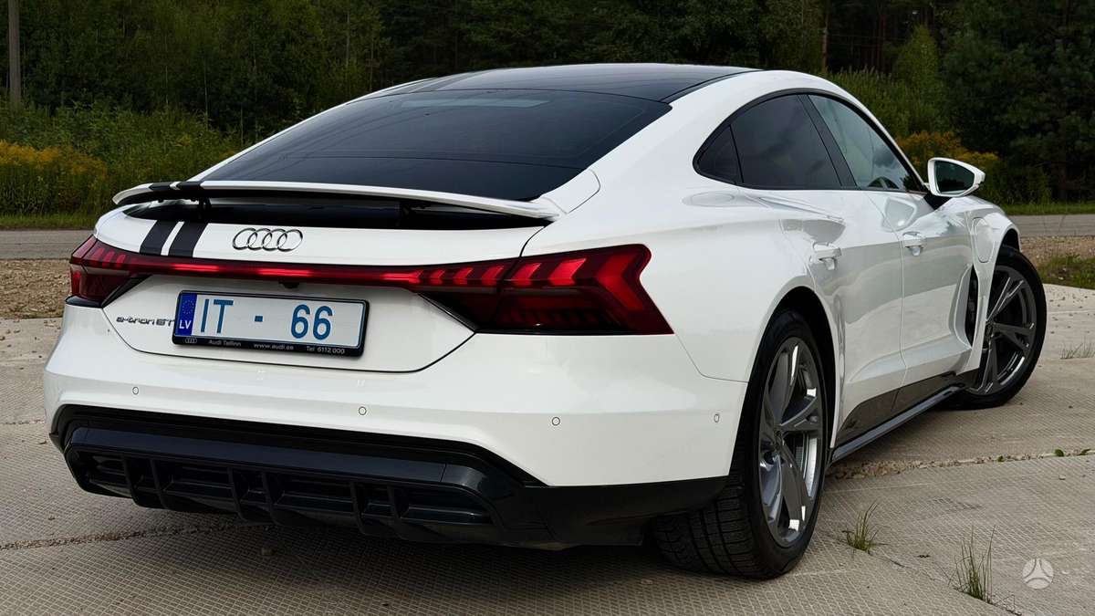 Audi e-tron GT, 93 кВт·ч, Седан