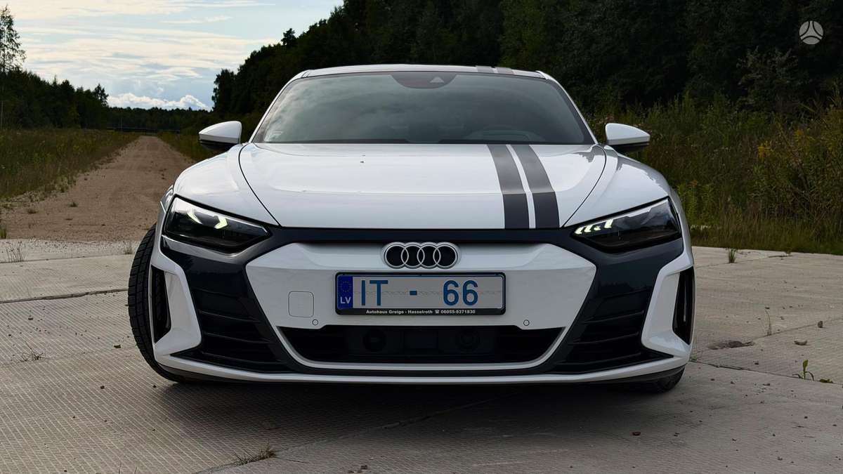 Audi e-tron GT, 93 кВт·ч, Седан