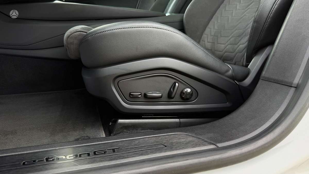 Audi e-tron GT, 93 кВт·ч, Седан