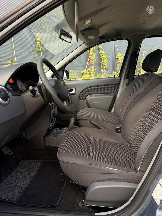 Dacia Logan, 1.6 l., Седан