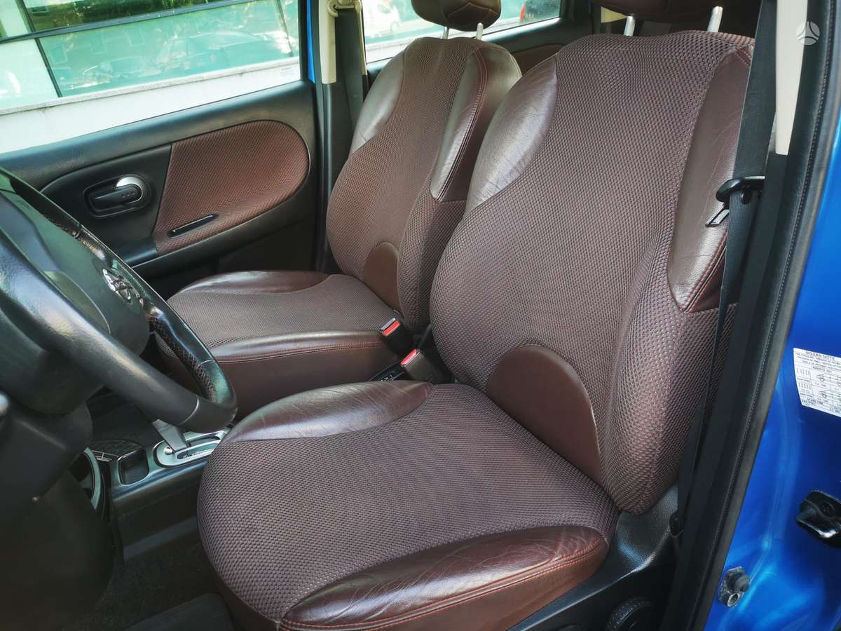 Nissan Note, 1.6 l., hatchback