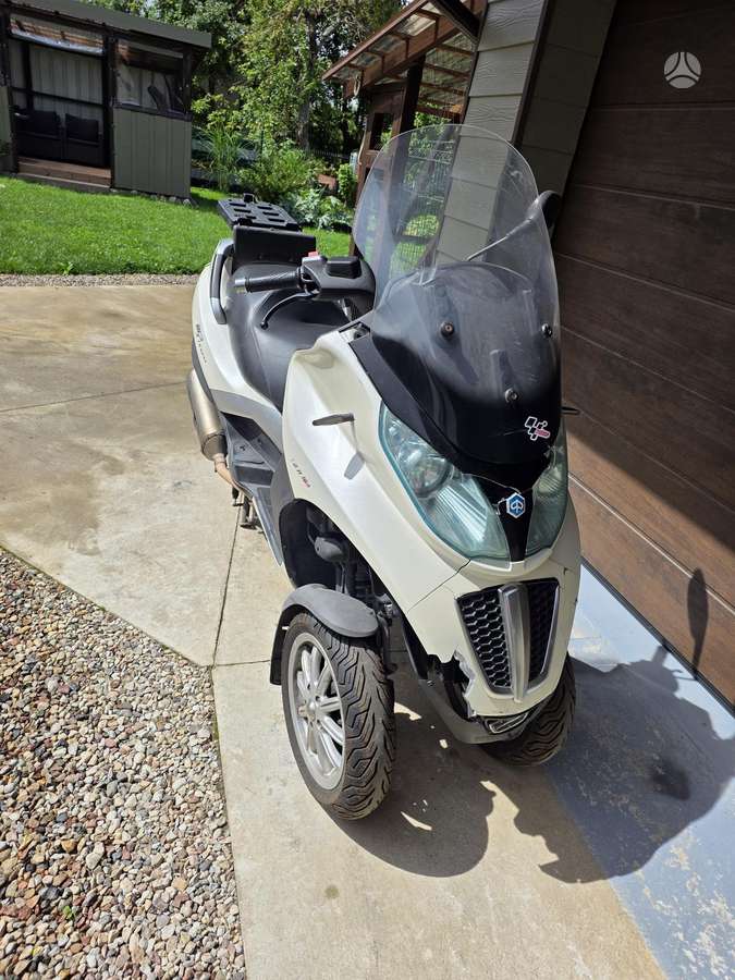 Piaggio Medley 500cc, triračiai