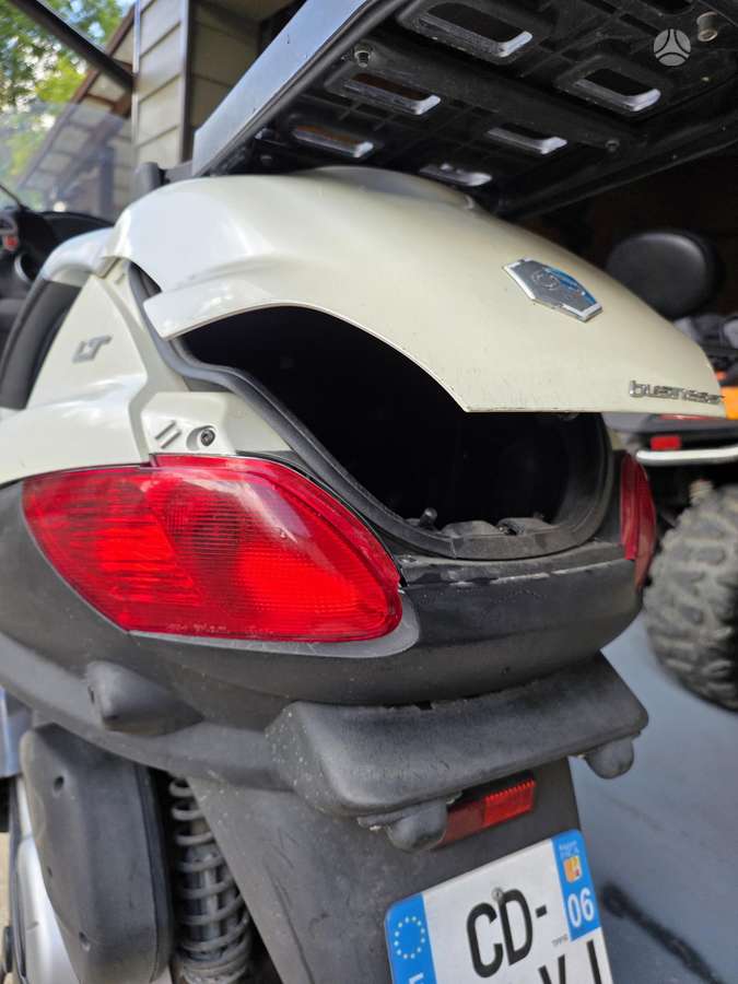 Piaggio Medley 500cc, triračiai