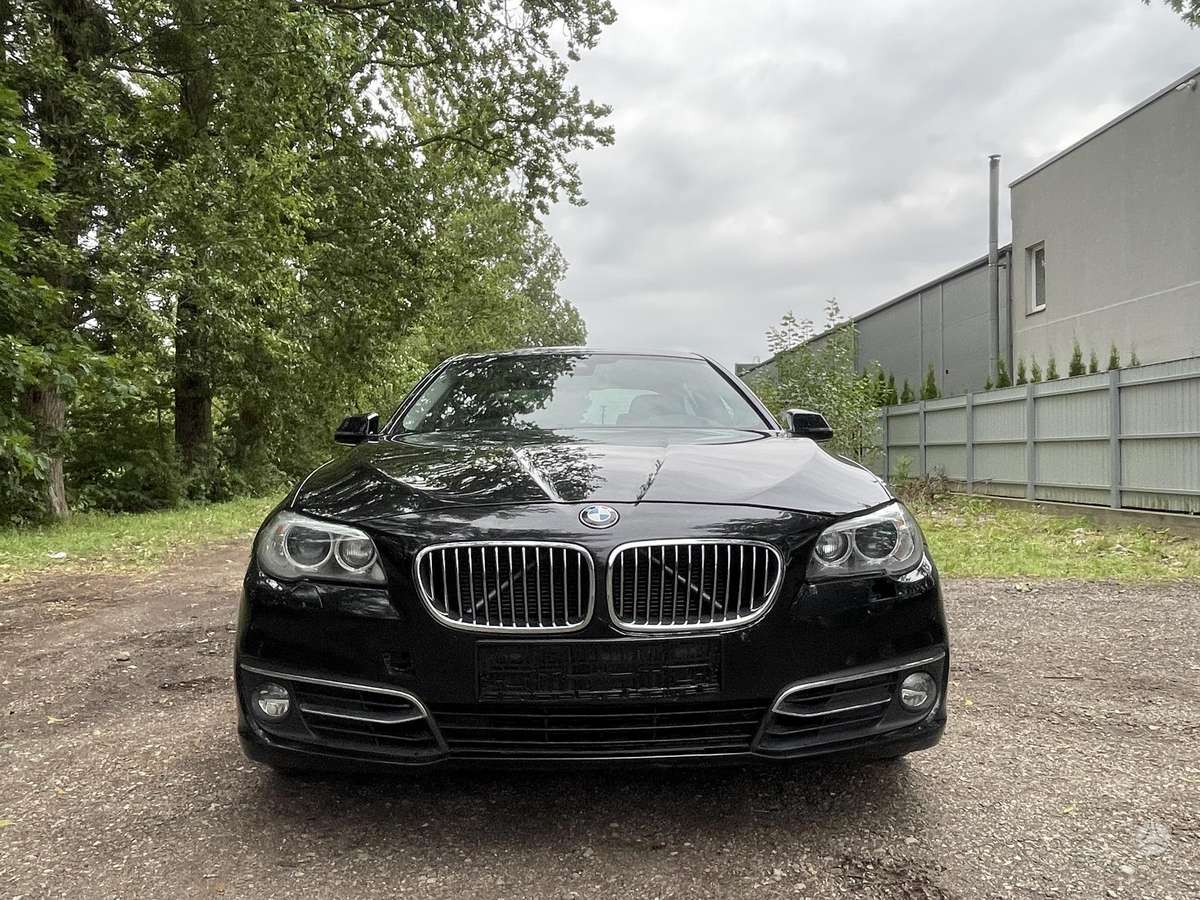BMW 520, 2.0 l., Седан