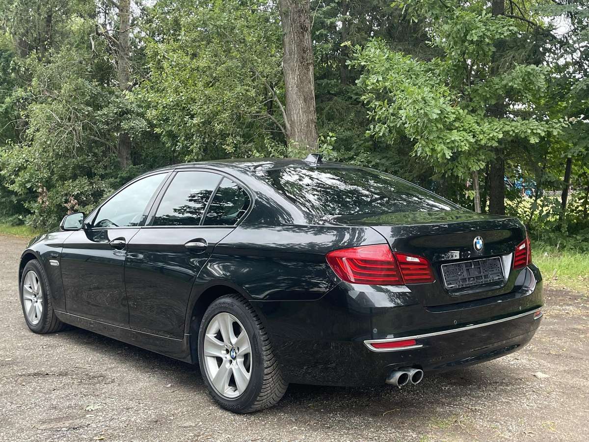 BMW 520, 2.0 l., Седан