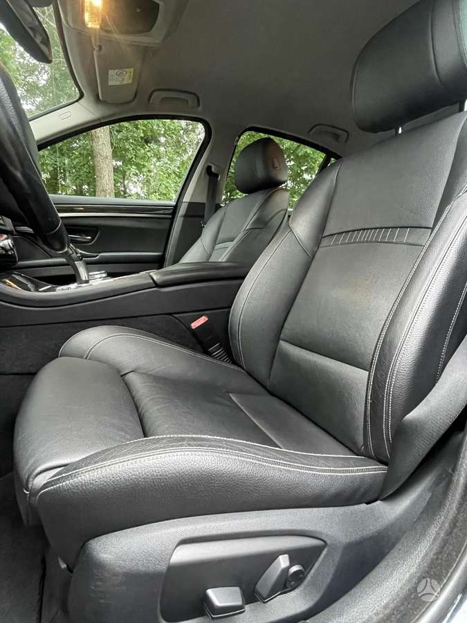 BMW 520, 2.0 l., Седан