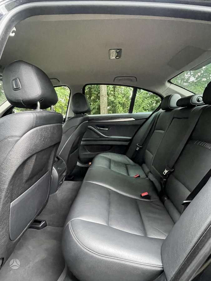 BMW 520, 2.0 l., Седан