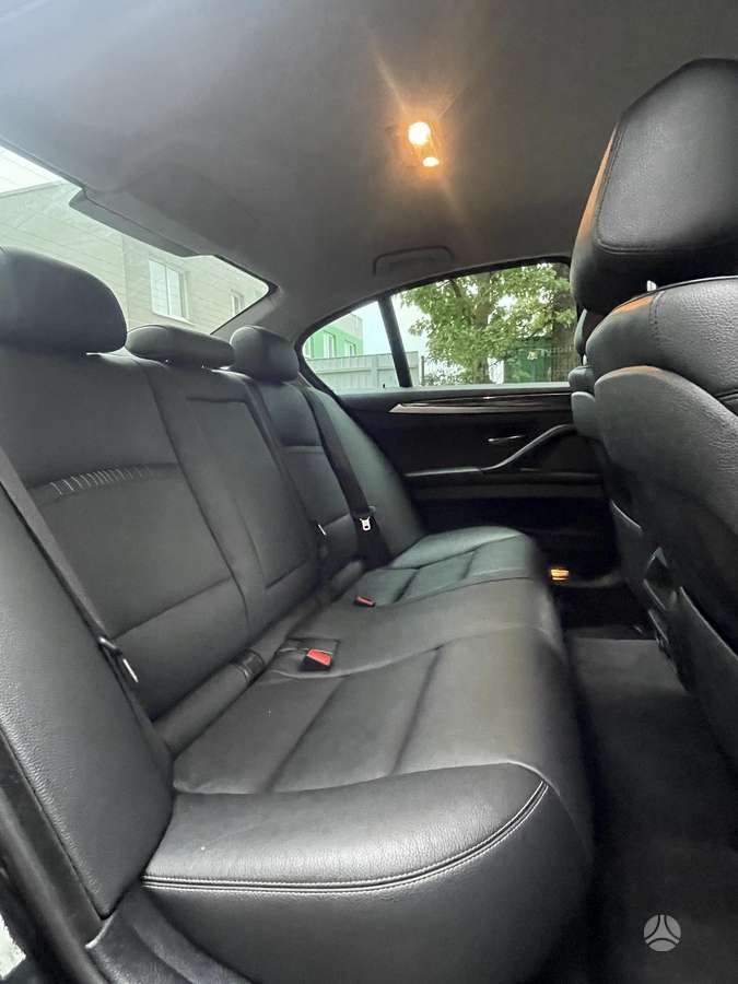 BMW 520, 2.0 l., Седан