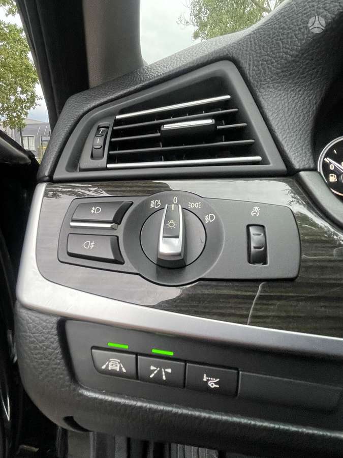 BMW 520, 2.0 l., Седан