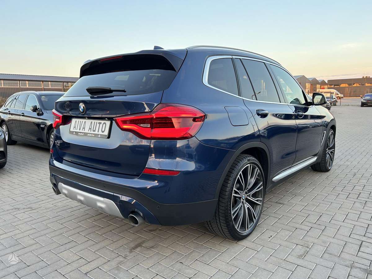 BMW X3, 3.0 l., off-road / crossover