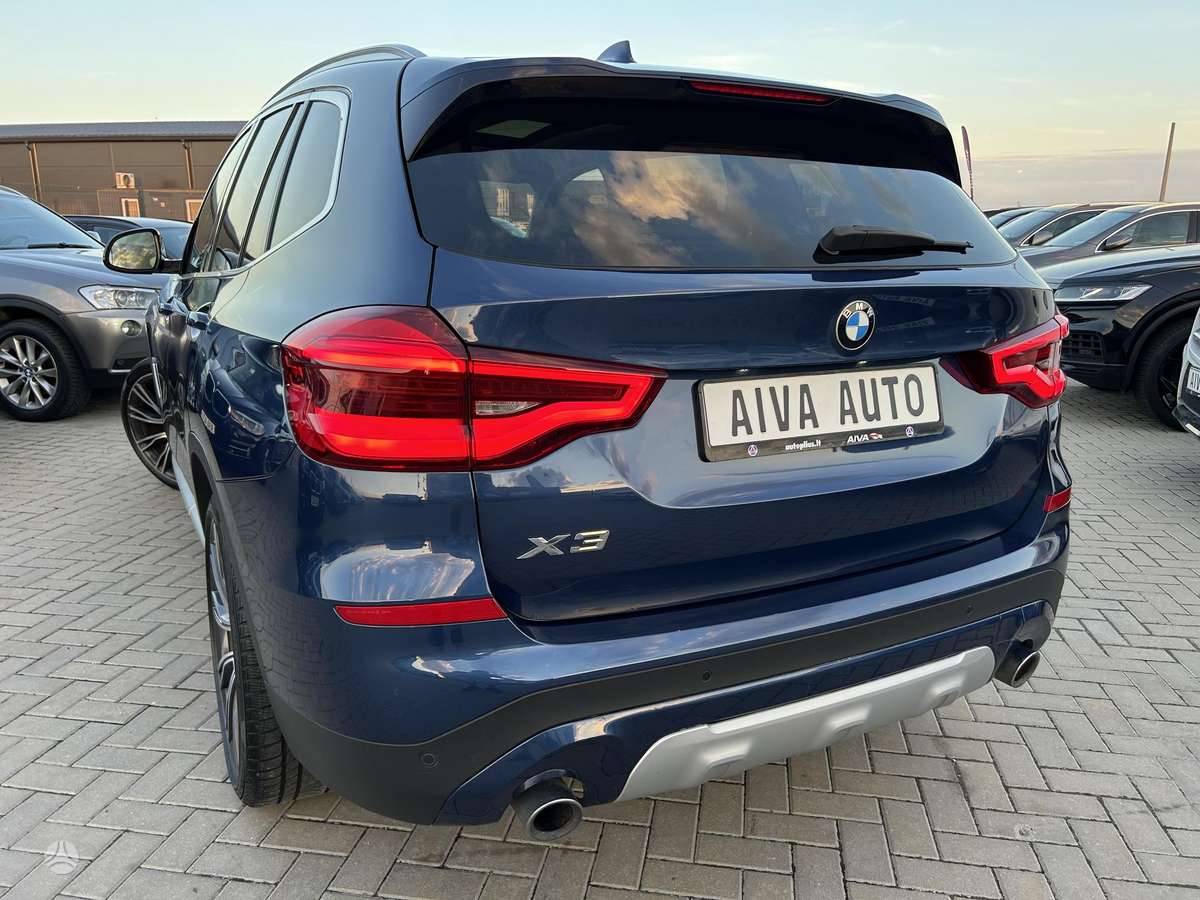 BMW X3, 3.0 l., off-road / crossover