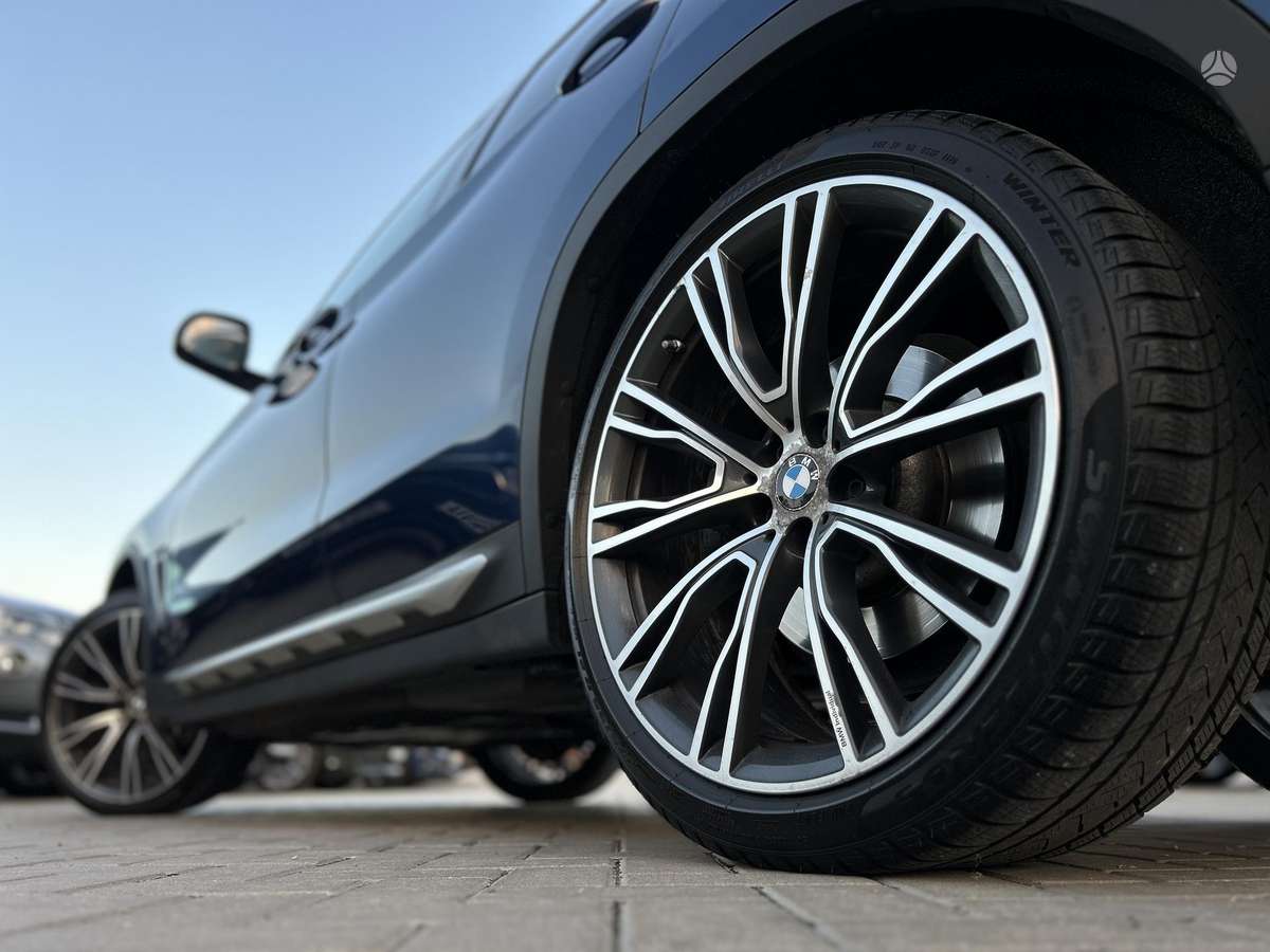 BMW X3, 3.0 l., off-road / crossover