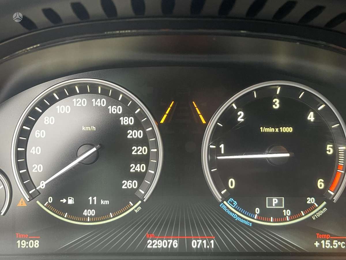 BMW 520, 2.0 l., Седан
