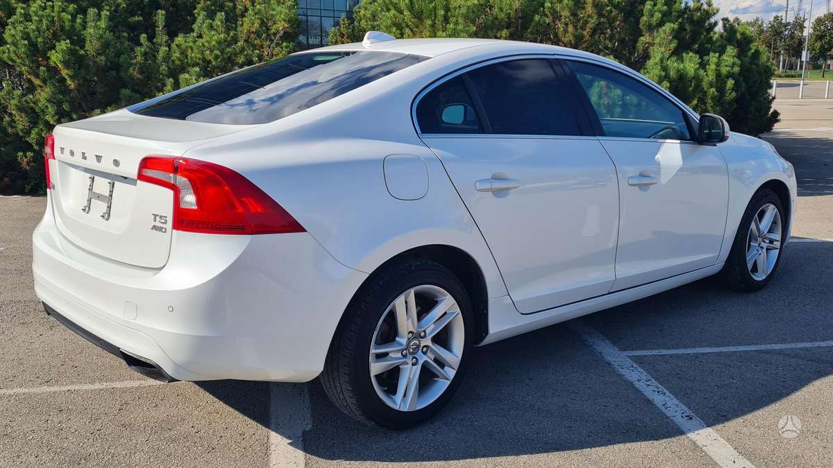 Volvo S60, 2.5 l., Седан