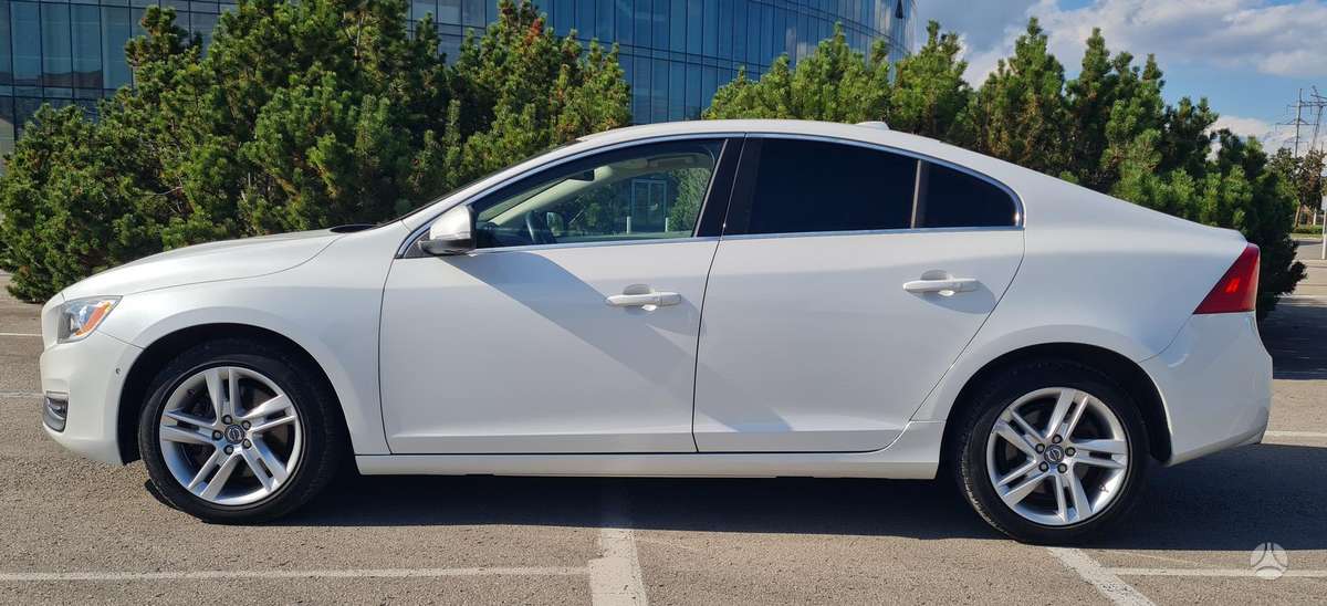 Volvo S60, 2.5 l., Седан