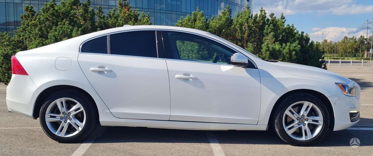 Volvo S60, 2.5 l., Седан