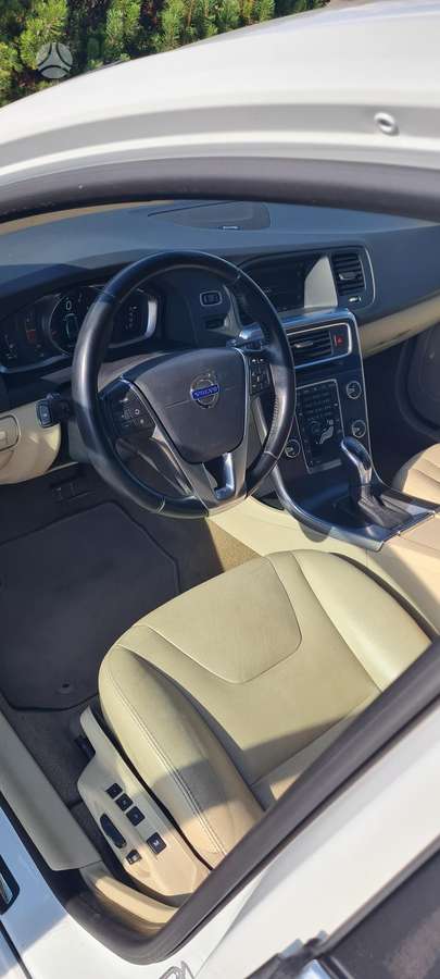 Volvo S60, 2.5 l., Седан
