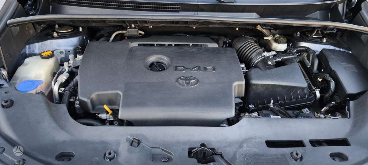 Toyota Verso, 2.0 l., Минивэн