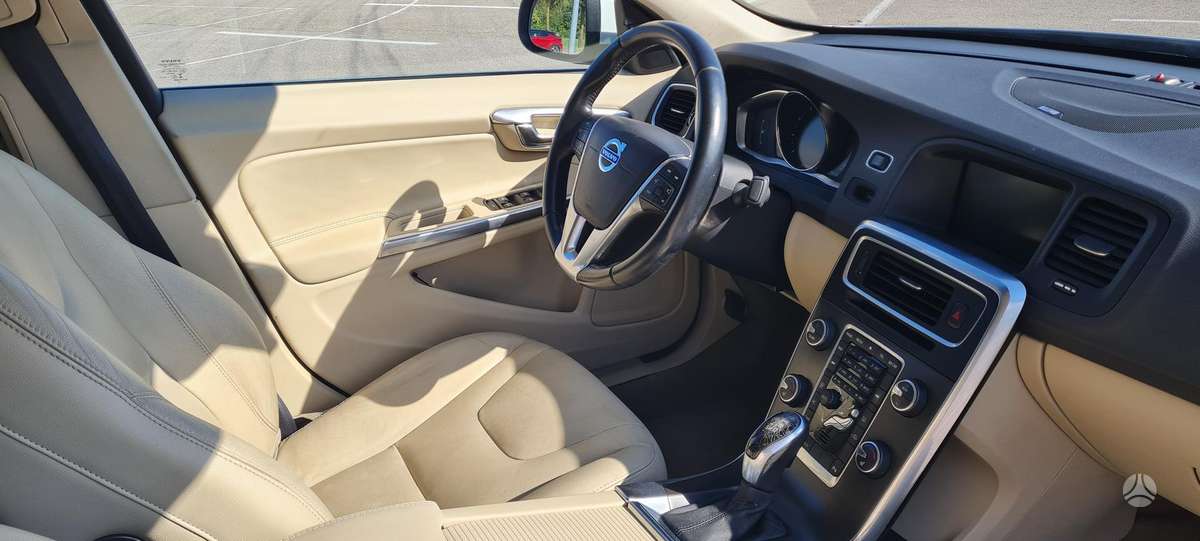 Volvo S60, 2.5 l., Седан