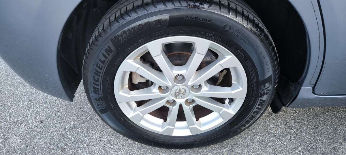 Toyota Verso, 2.0 l., Минивэн