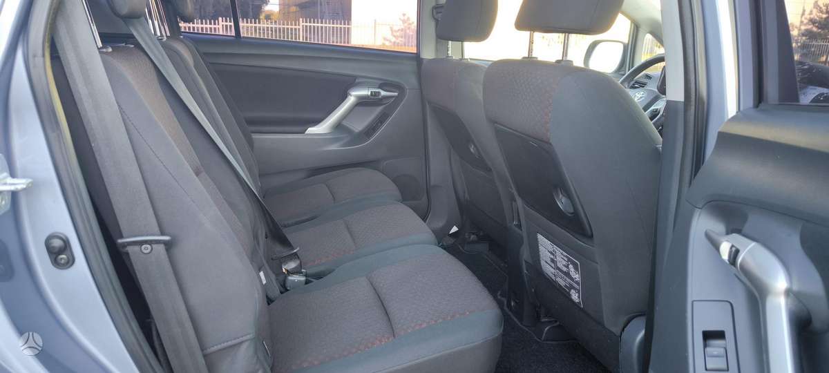 Toyota Verso, 2.0 l., Минивэн