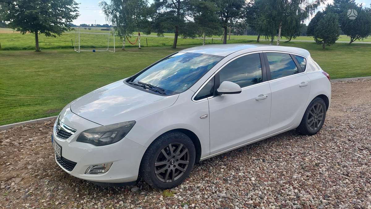 Opel Astra, 1.7 l., Хэтчбек