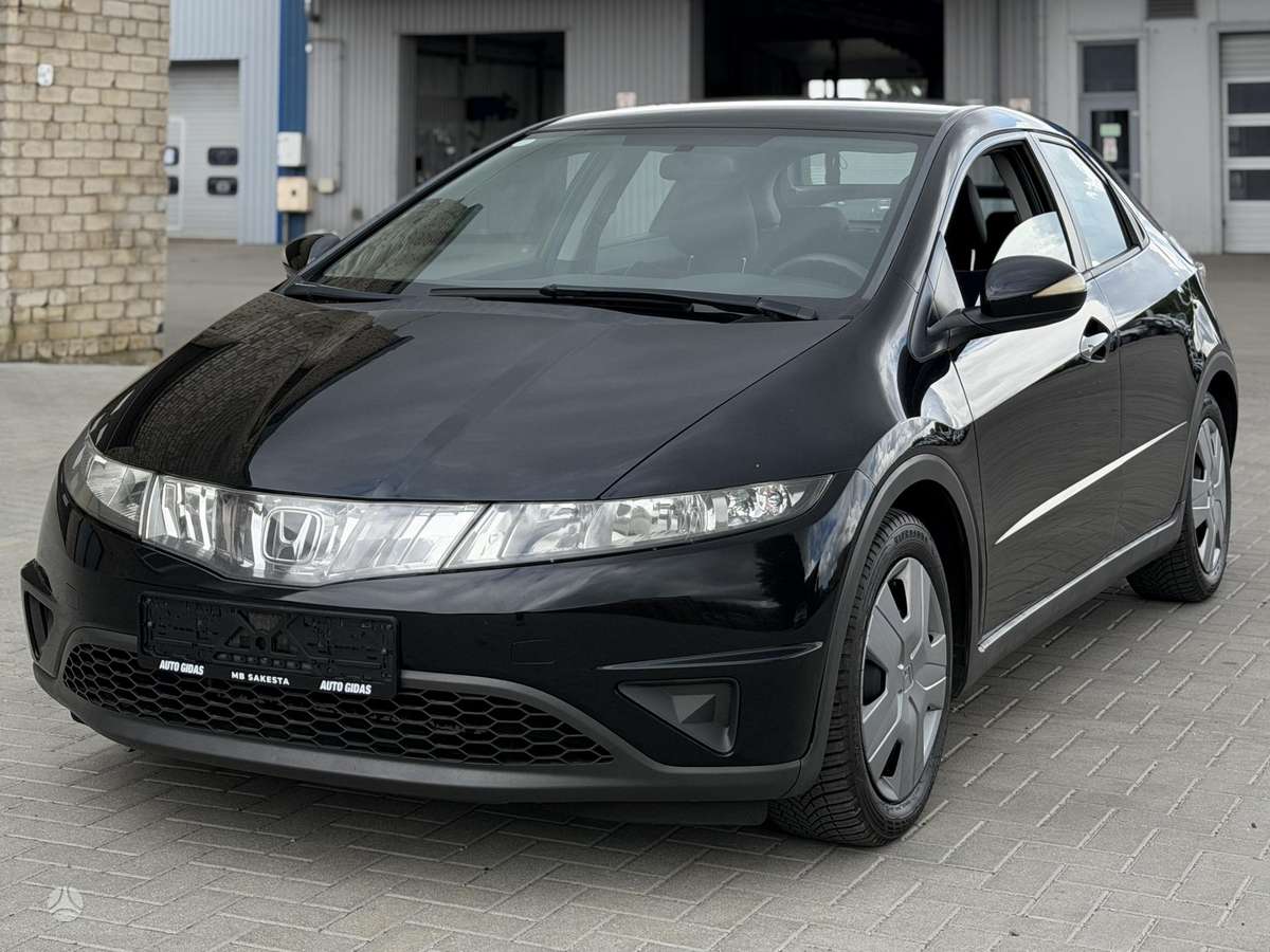 Honda Civic, 1.3 l., hatchback