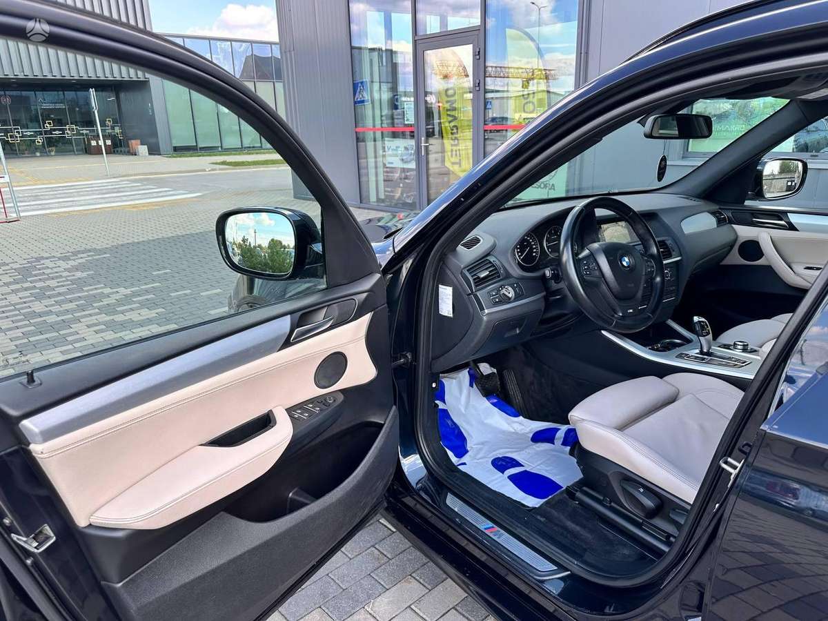 BMW X3, 2.0 l., off-road / crossover