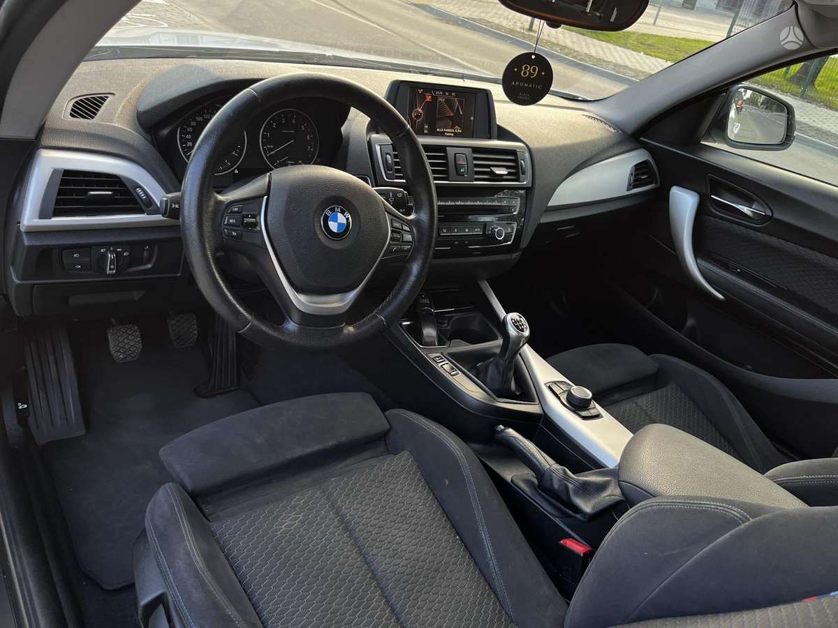 BMW 118, 1.5 l., hečbekas
