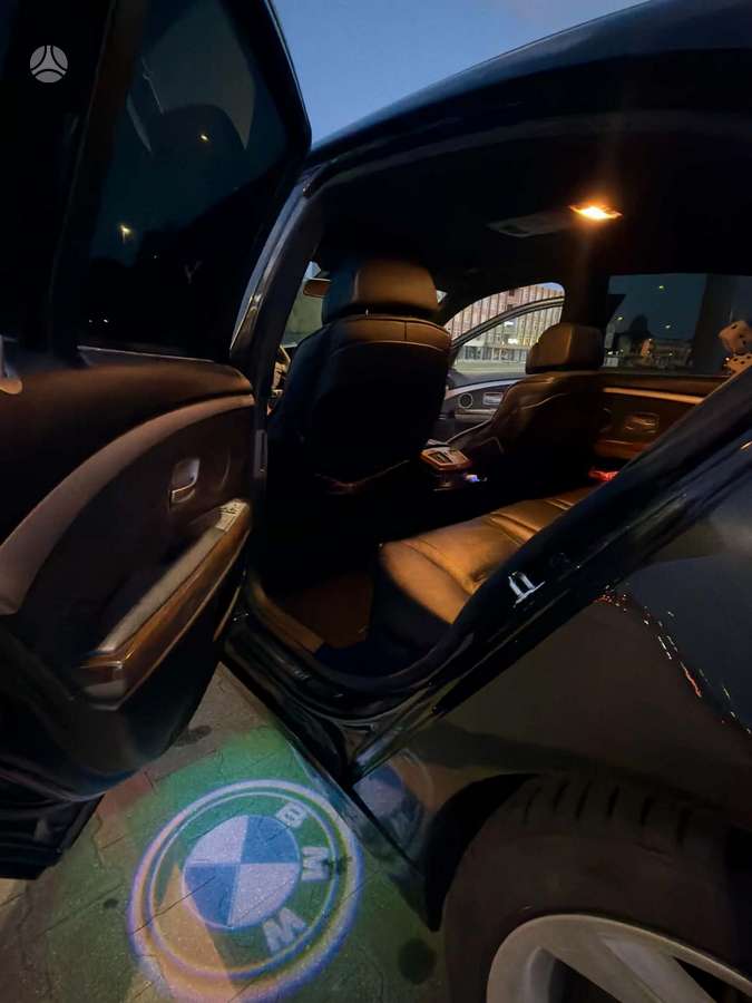 BMW 740, 4.0 l., Седан