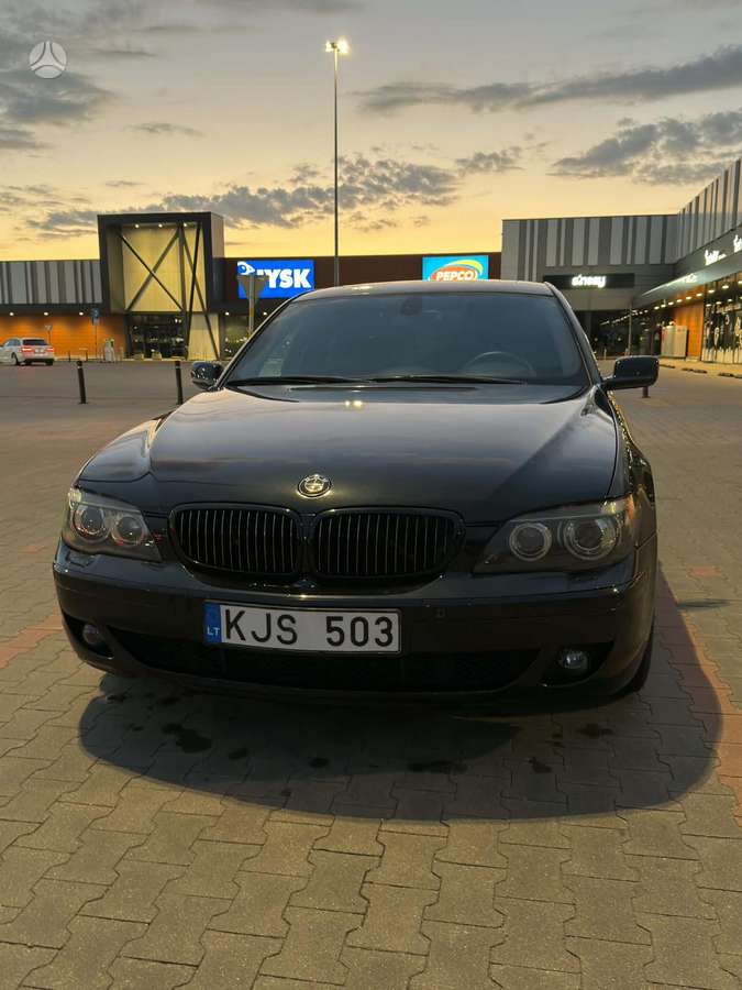 BMW 740, 4.0 l., Седан