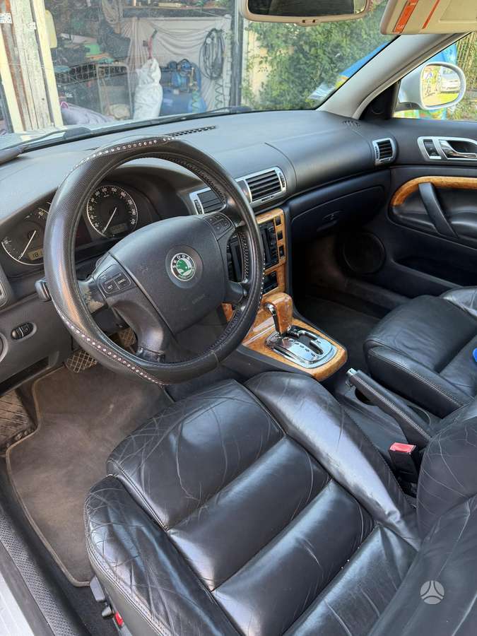Škoda Superb - 5
