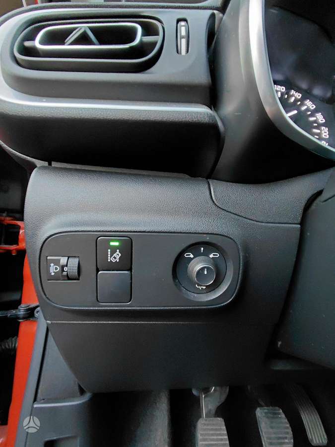 Citroen C3, 1.5 l., hatchback