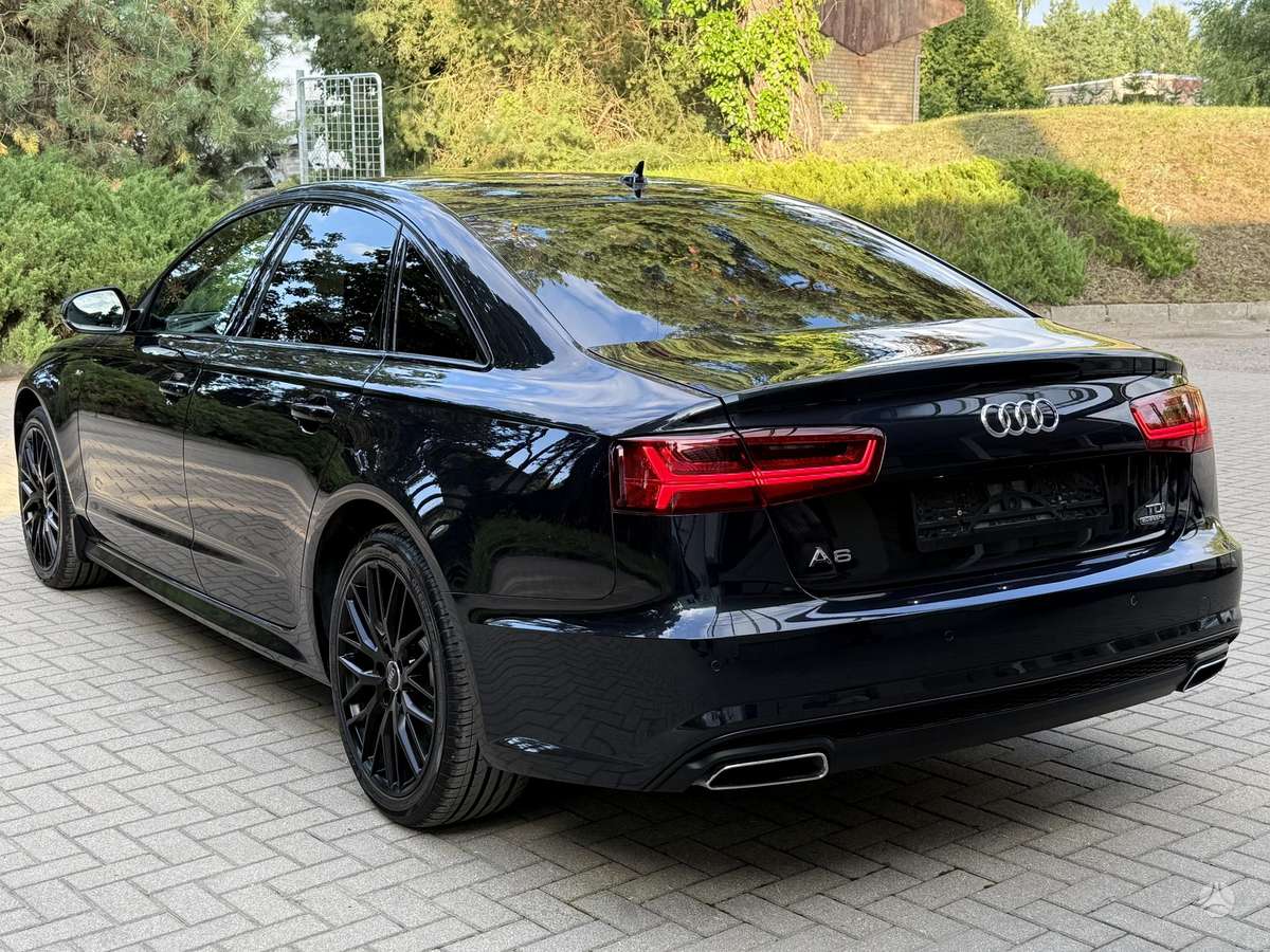 Audi A6, 2.0 l., saloon / sedan
