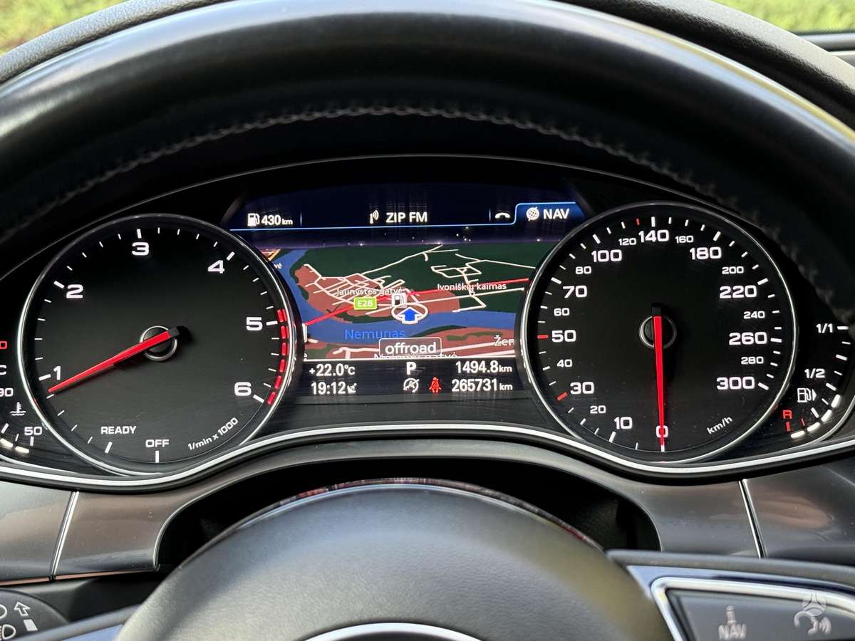 Audi A6, 2.0 l., saloon / sedan
