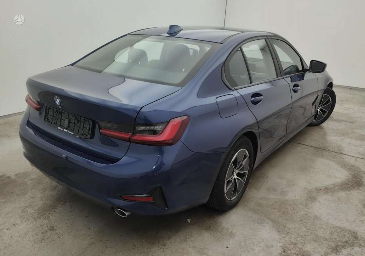 BMW 316, 2.0 l., saloon / sedan