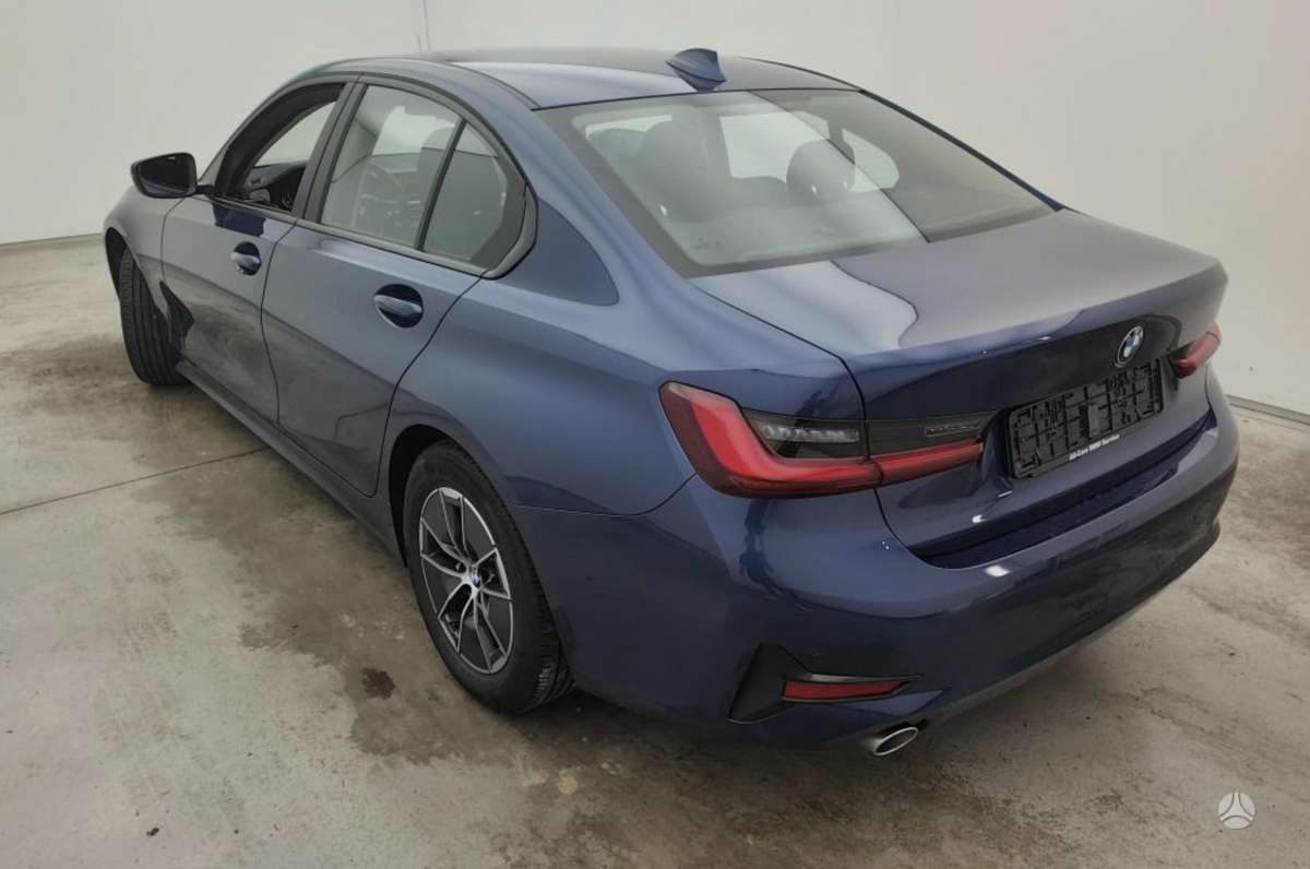 BMW 316, 2.0 l., saloon / sedan