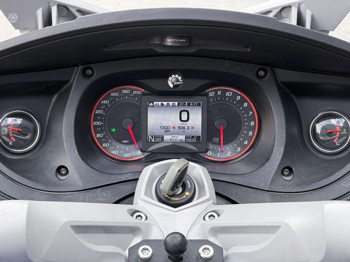 Can-Am Spyder 1000cc, tricikli