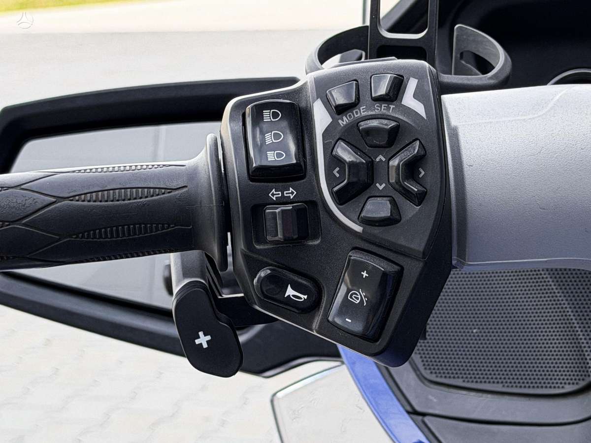 Can-Am Spyder 1000cc, tricikli
