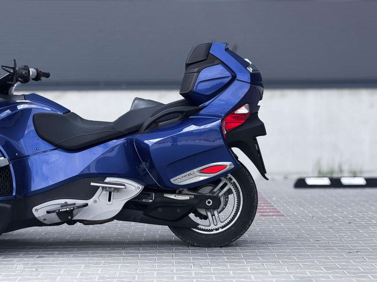 Can-Am Spyder 1000cc, trikes