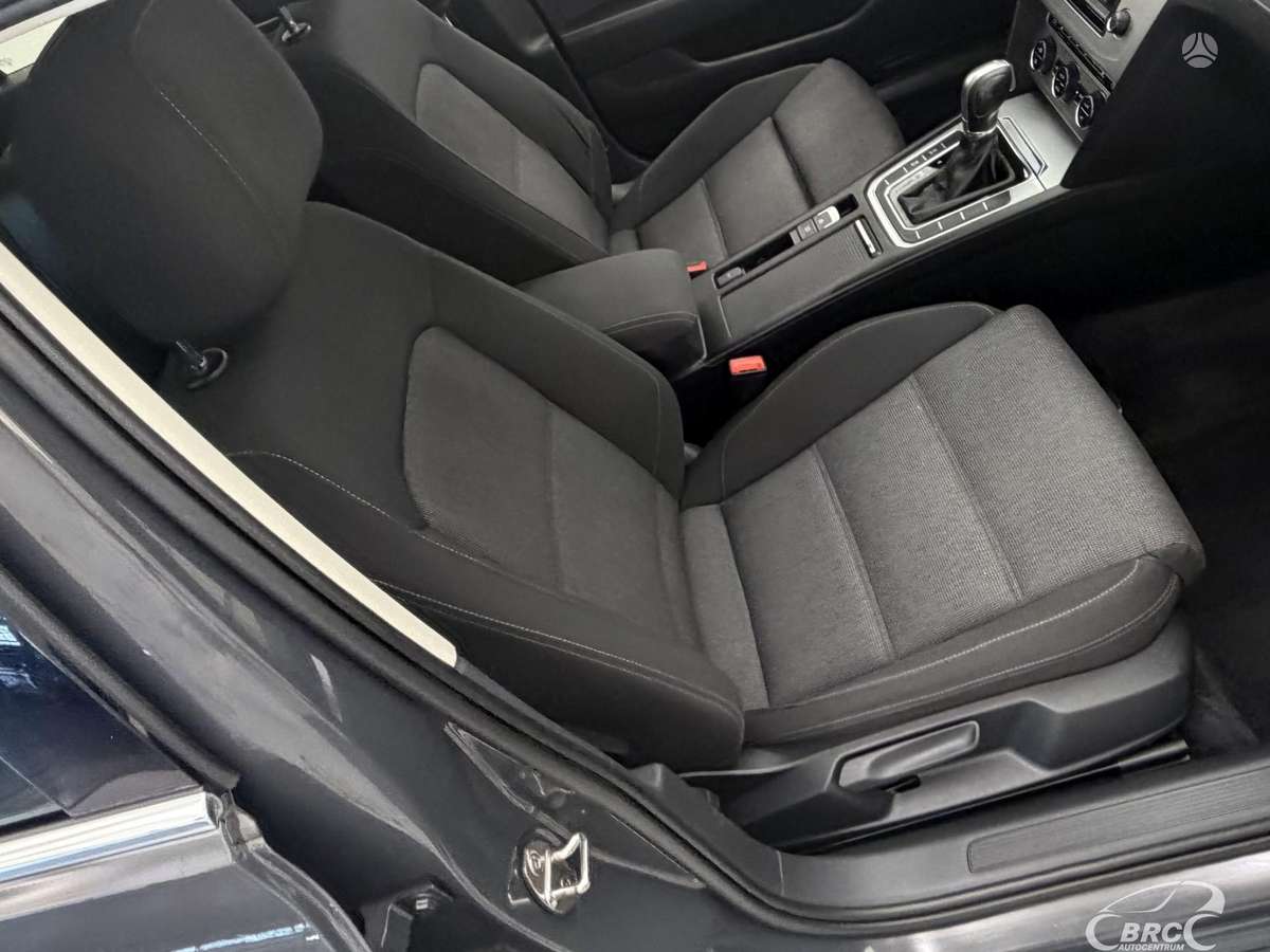 Volkswagen Passat, 2.0 l., Универсал