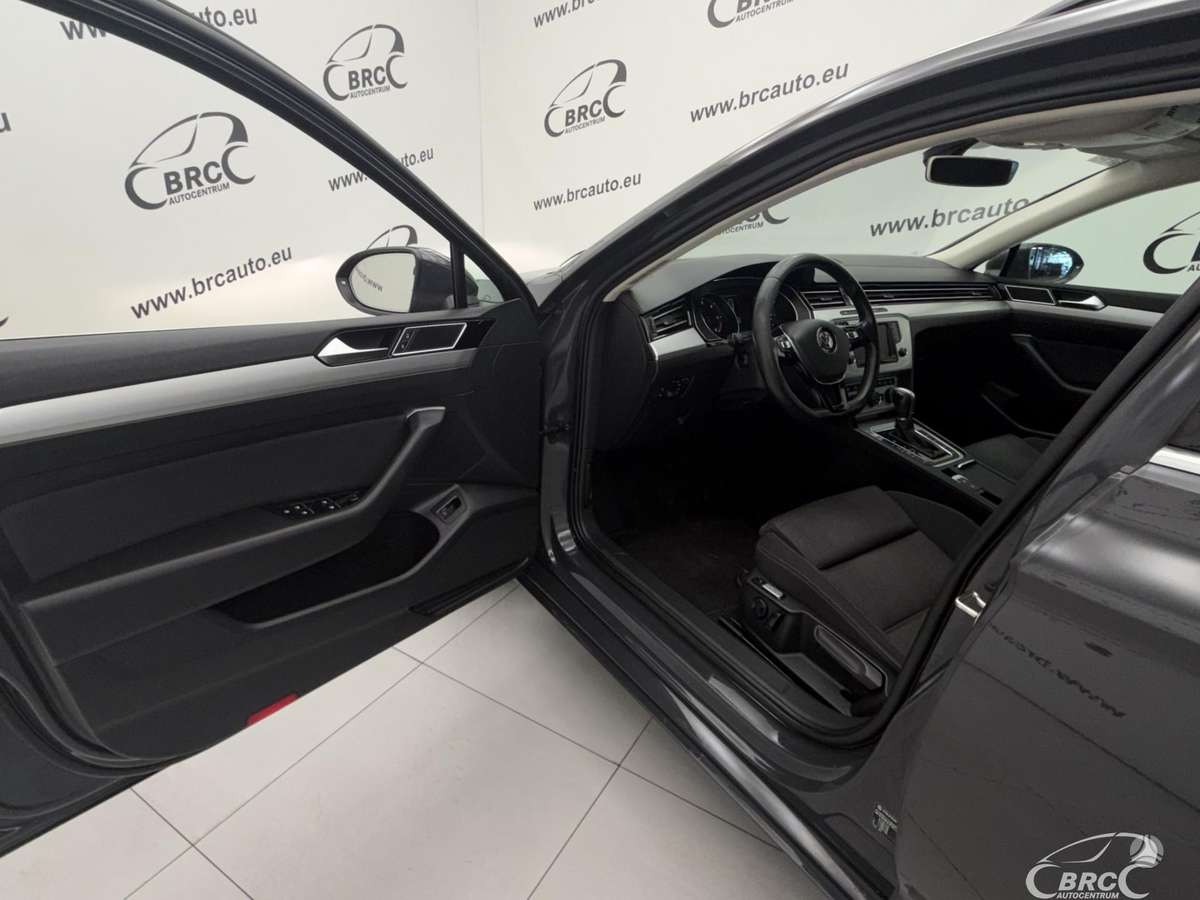 Volkswagen Passat, 2.0 l., Универсал