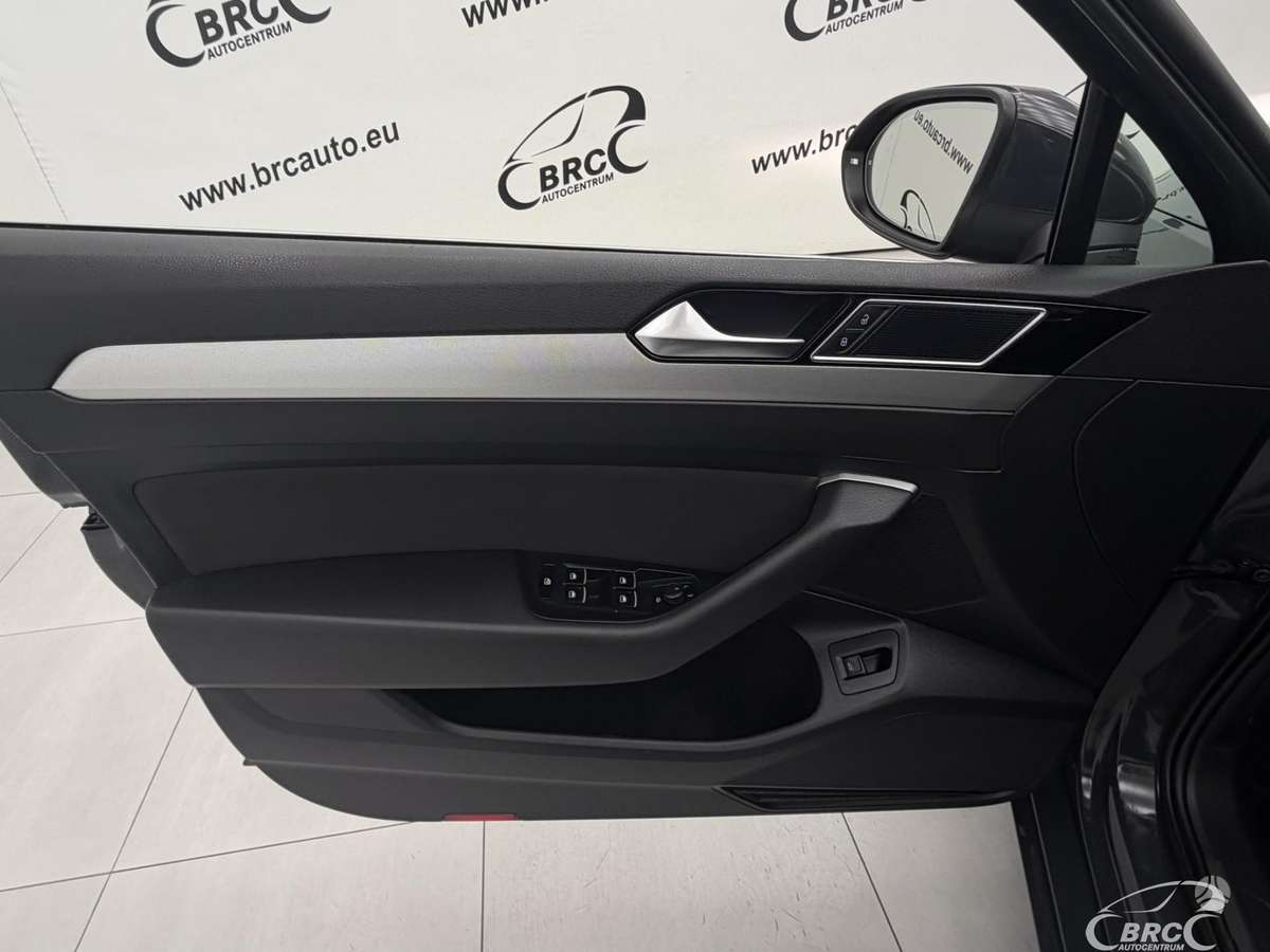 Volkswagen Passat, 2.0 l., Универсал