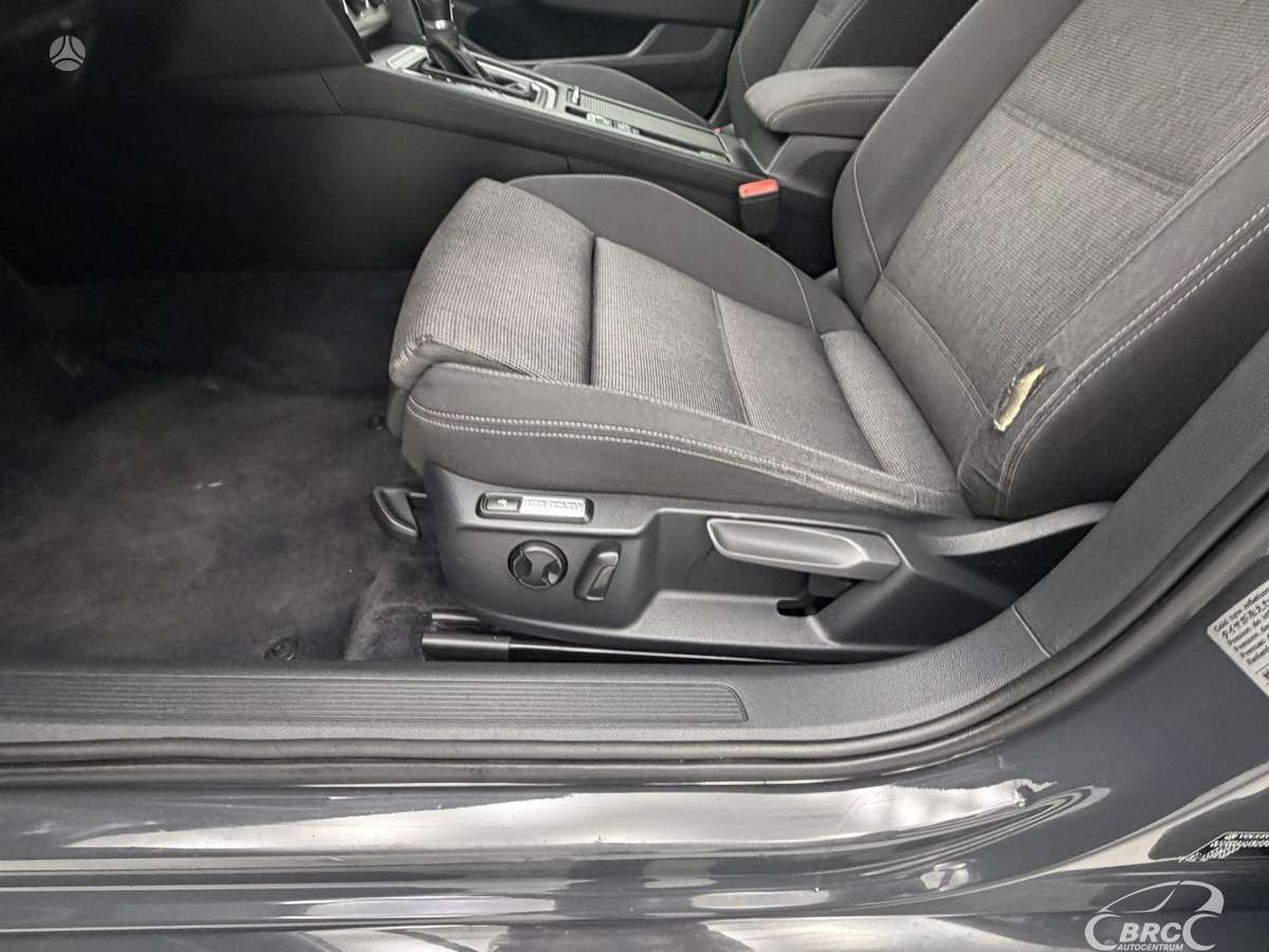 Volkswagen Passat, 2.0 l., Универсал