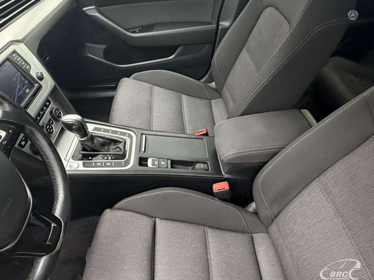 Volkswagen Passat, 2.0 l., Универсал